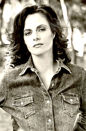 Actress Lisa Blount
