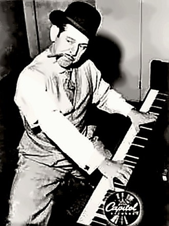 Pianist Lou Busch
