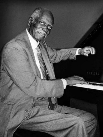 Jazz Pianist Hank Jones