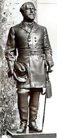 General Robert E. Lee Statue