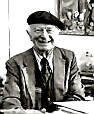 Nobel Laureate Linus Pauling