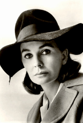 Actress Jean Simmons