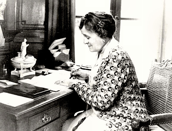 Author Edith Wharton